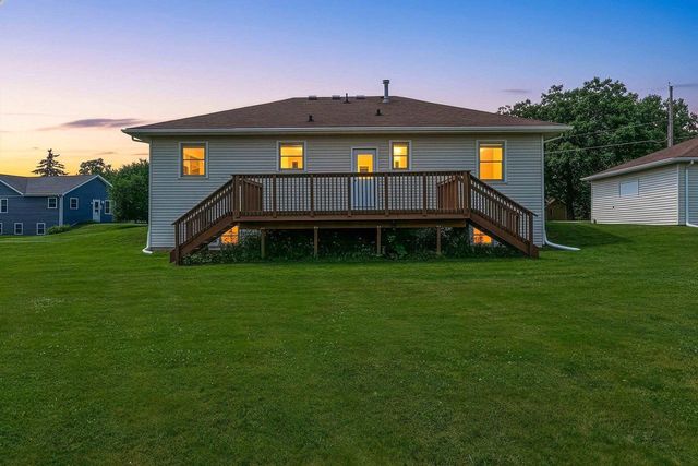 1734 OAKRIDGE PLACE, Neenah, WI 54956