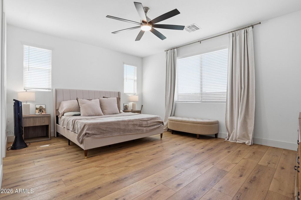 Image 17 of property listing at 19225 W SAN MIGUEL Avenue, Litchfield Park, AZ 85340