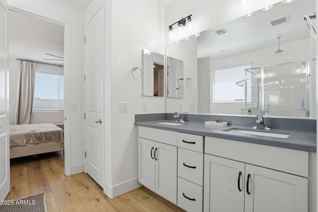 Image 20 of property listing at 19225 W SAN MIGUEL Avenue, Litchfield Park, AZ 85340