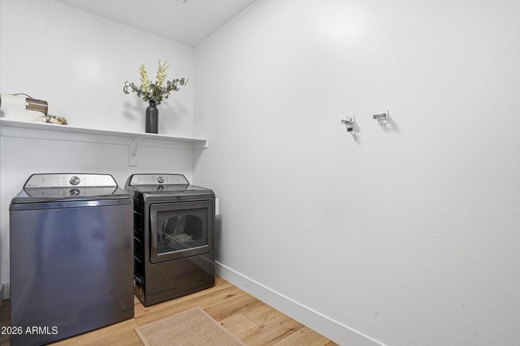 Image 28 of property listing at 19225 W SAN MIGUEL Avenue, Litchfield Park, AZ 85340
