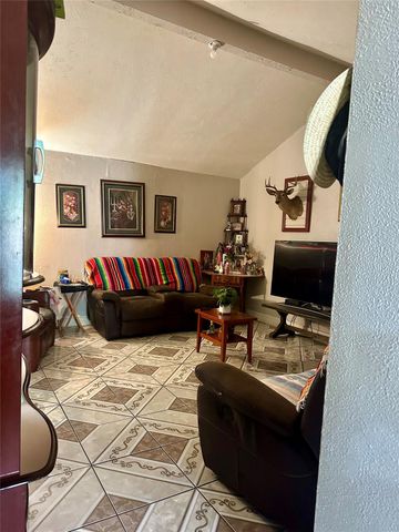 14407 Fleetwell Drive, Houston, TX 77045