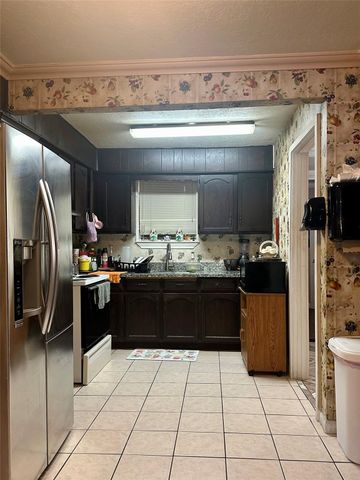 14407 Fleetwell Drive, Houston, TX 77045