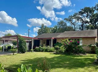 14407 Fleetwell Drive, Houston, TX 77045