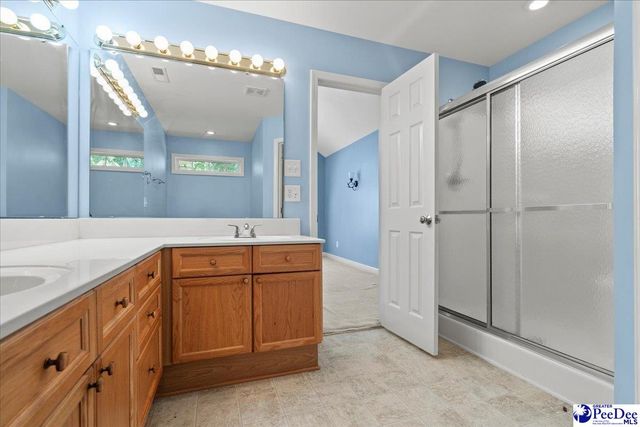 2120 Carriage Place Dr, Florence, SC 29505
