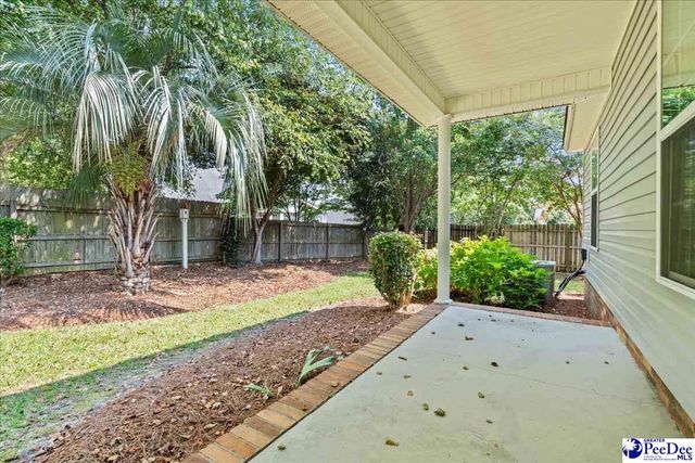 2120 Carriage Place Dr, Florence, SC 29505