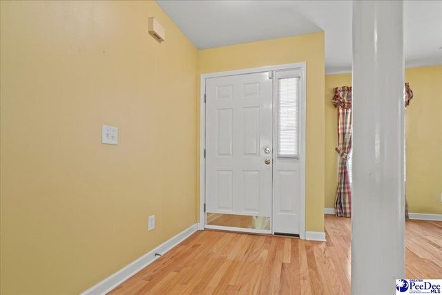 2120 Carriage Place Dr, Florence, SC 29505
