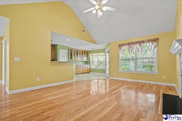 2120 Carriage Place Dr, Florence, SC 29505