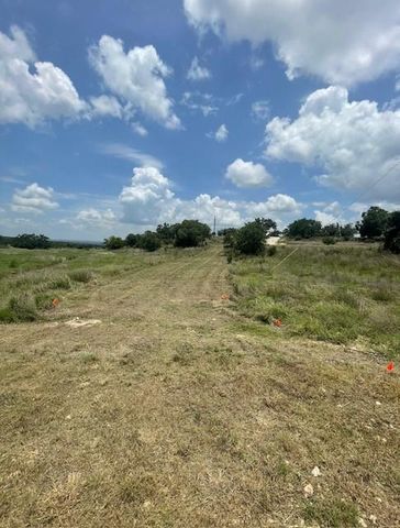 635 Whiskey TRL, Blanco, TX 78130