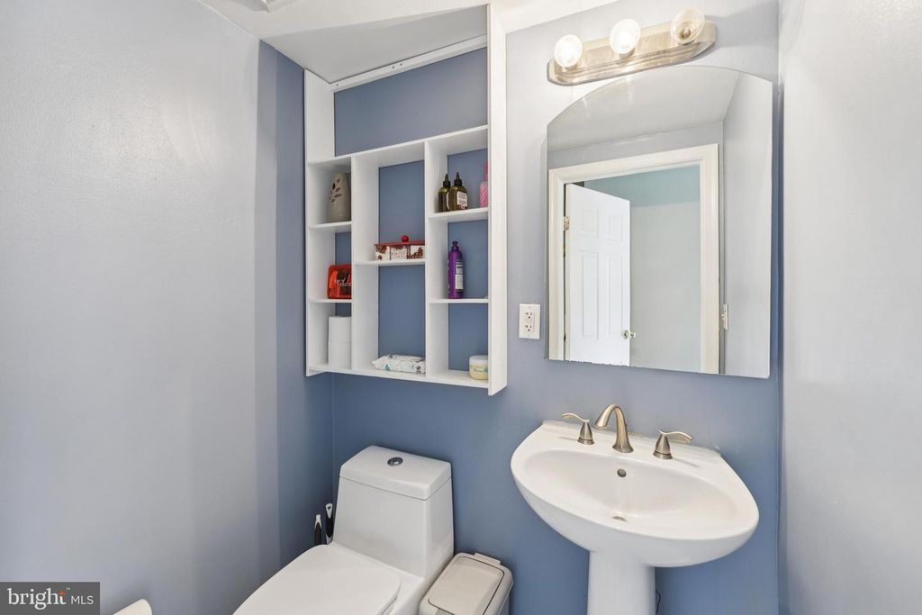 Image 19 of property listing at 17312 AMITY DR, Gaithersburg, MD 20877