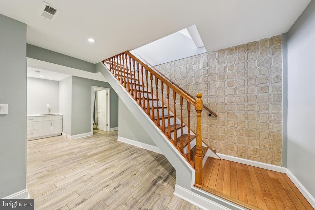 Image 41 of property listing at 17312 AMITY DR, Gaithersburg, MD 20877