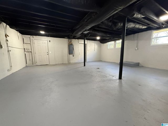 1004 SANDYBROOK CIRCLE, Brookside, AL 35214