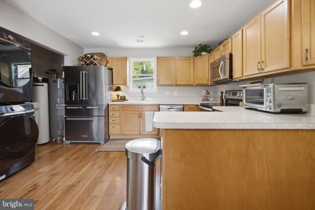5650 DEALE CHURCHTON RD, Churchton, MD 20733