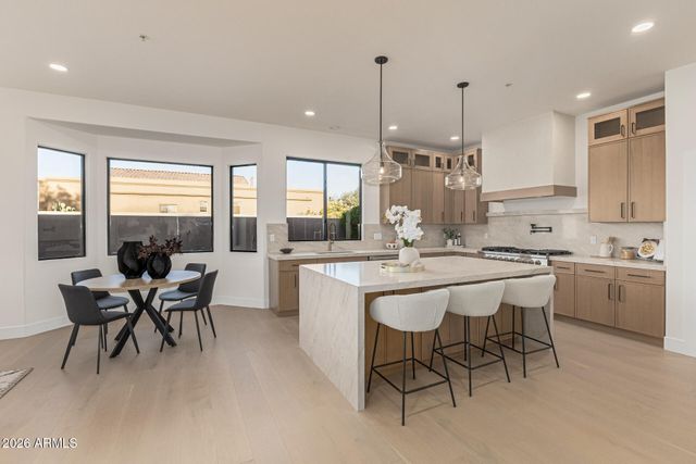 9406 E HIDDEN GREEN Drive, Scottsdale, AZ 85262