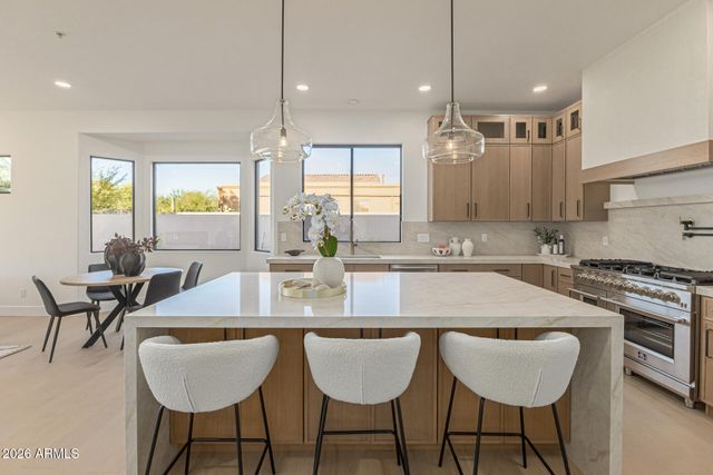 9406 E HIDDEN GREEN Drive, Scottsdale, AZ 85262