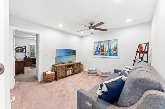 2401 Thoroughfare Dr, North Myrtle Beach, SC 29582
