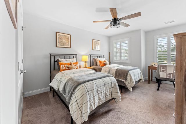 2401 Thoroughfare Dr, North Myrtle Beach, SC 29582