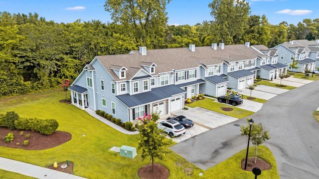 2401 Thoroughfare Dr, North Myrtle Beach, SC 29582