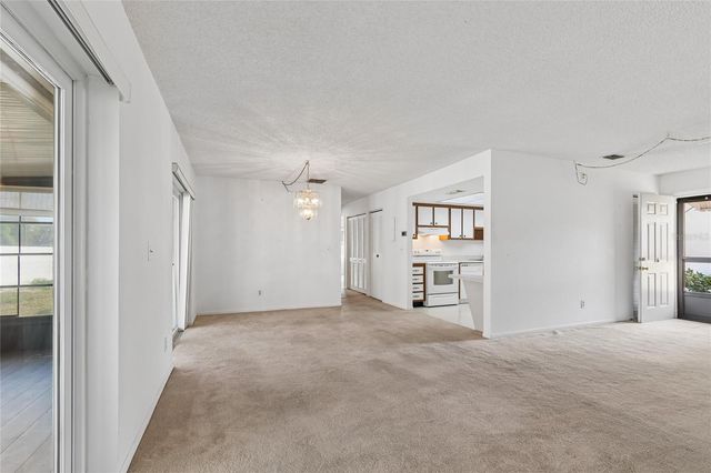 3280 37TH WAY S B, St Petersburg, FL 33711