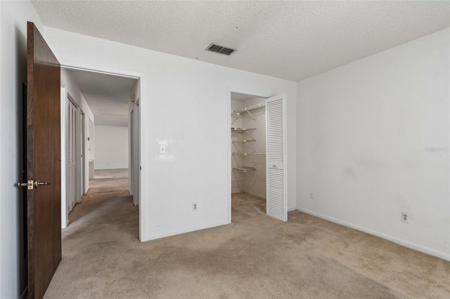 3280 37TH WAY S B, St Petersburg, FL 33711