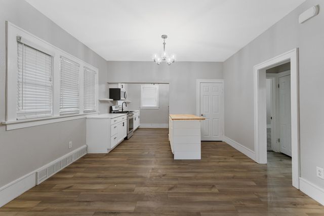 921 4th Street N, Fargo, ND 58102