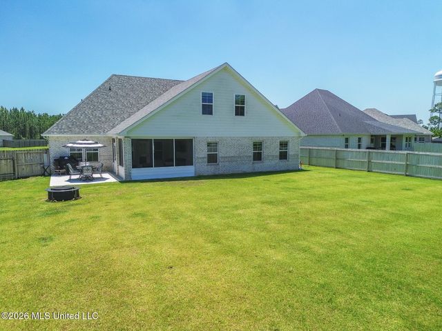 6812 Enclave Lane, Ocean Springs, MS 39564