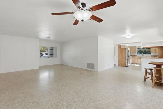 3391 WALNUT STREET NE, St Petersburg, FL 33704