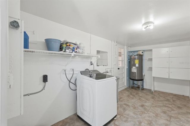 3391 WALNUT STREET NE, St Petersburg, FL 33704