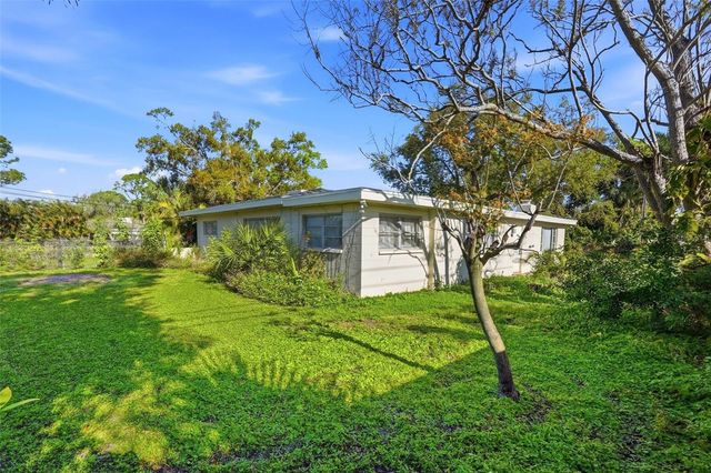 3391 WALNUT STREET NE, St Petersburg, FL 33704