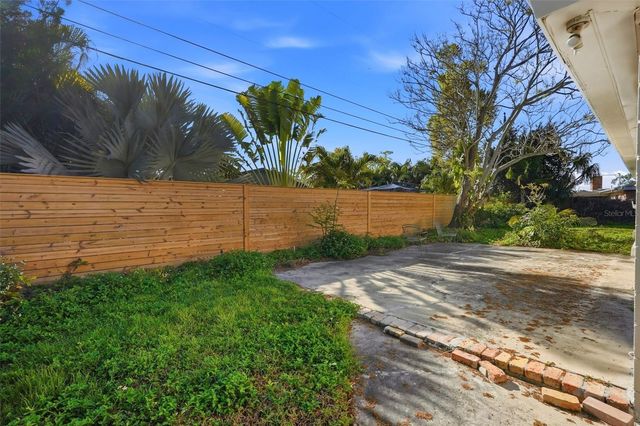 3391 WALNUT STREET NE, St Petersburg, FL 33704