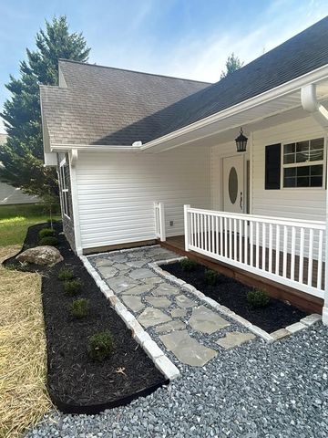 4333 Ada Street, Blue Ridge, GA 30513