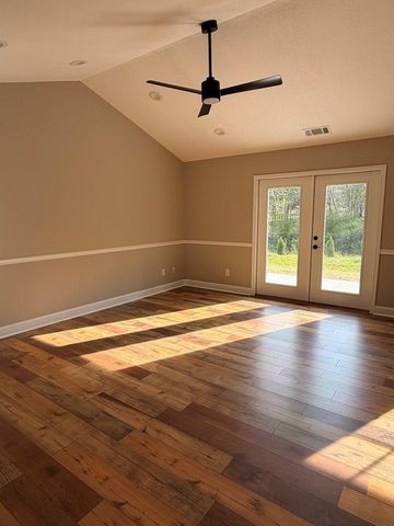 4333 Ada Street, Blue Ridge, GA 30513