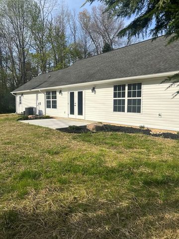 4333 Ada Street, Blue Ridge, GA 30513