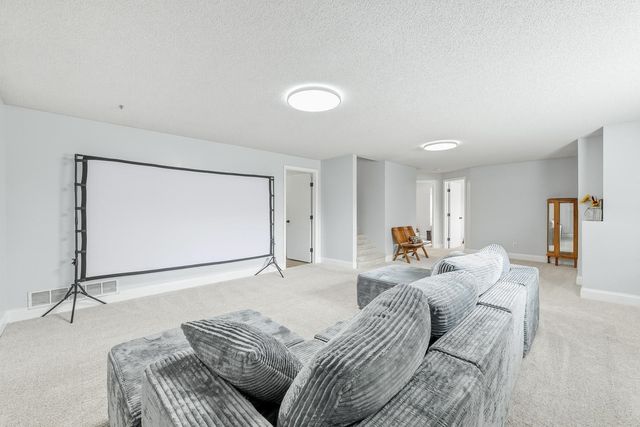 10509 W Yosemite, Wichita, KS 67215