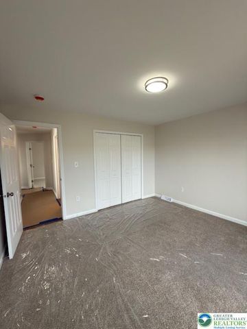 636 San Simeon Place, Forks Twp, PA 18040