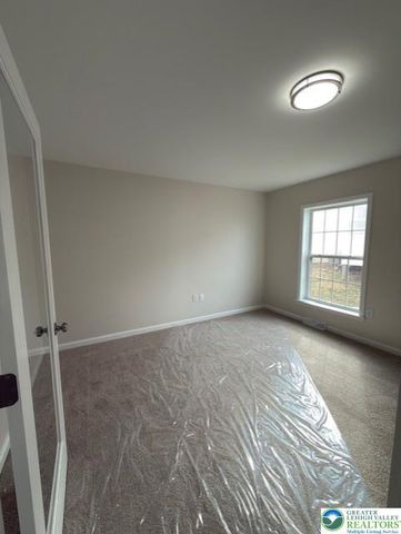 636 San Simeon Place, Forks Twp, PA 18040