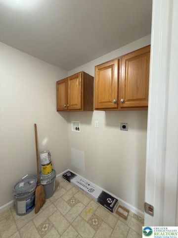 636 San Simeon Place, Forks Twp, PA 18040