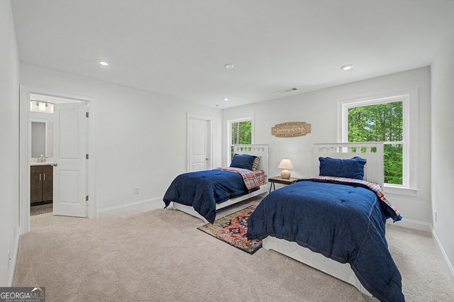 5893 Ford Rd, Acworth, GA 30101