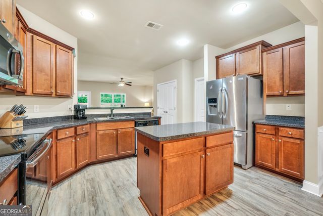 1002 Yorkshire Drive, Griffin, GA 30223