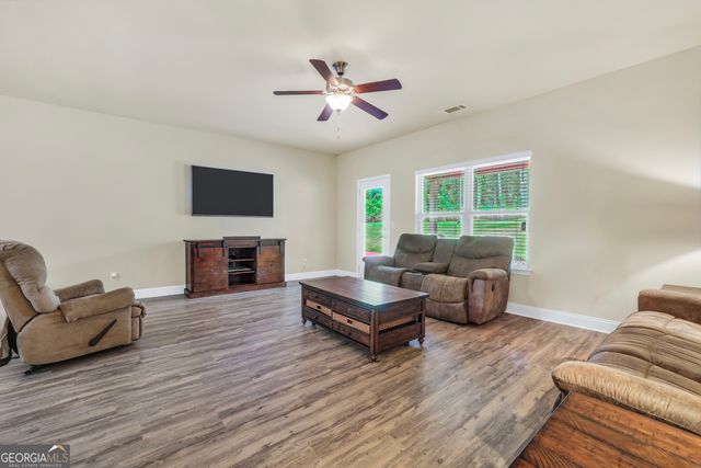 1002 Yorkshire Drive, Griffin, GA 30223