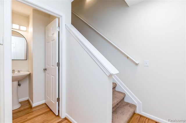 2723 Grayson Street, Ferndale, MI 48220