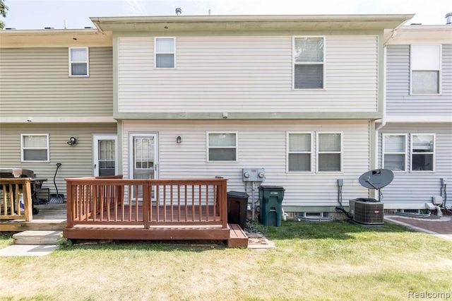 2723 Grayson Street, Ferndale, MI 48220