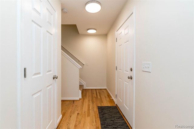 2723 Grayson Street, Ferndale, MI 48220