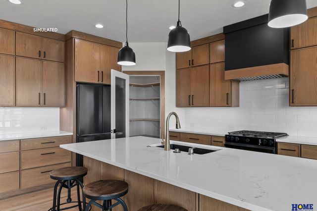 7940 S 42nd Street, Lincoln, NE 68516
