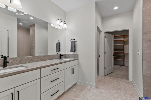 7940 S 42nd Street, Lincoln, NE 68516