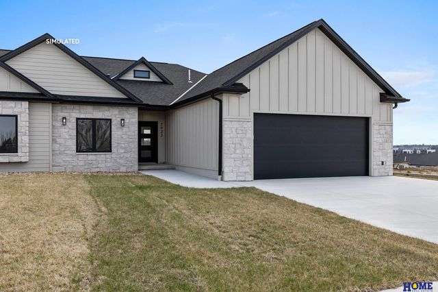 7940 S 42nd Street, Lincoln, NE 68516