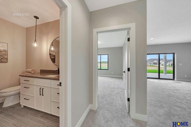 7940 S 42nd Street, Lincoln, NE 68516