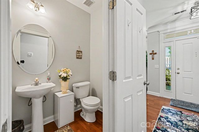 119 E Decatur Avenue, Mooresville, NC 28117