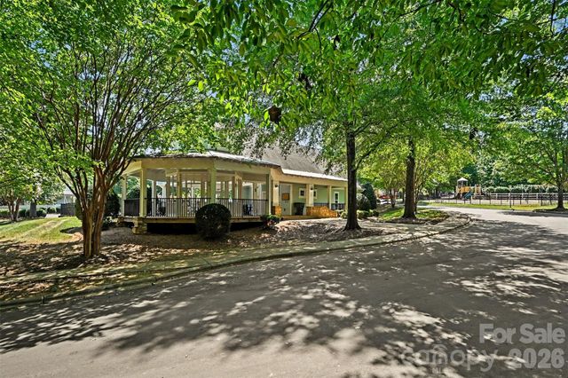 119 E Decatur Avenue, Mooresville, NC 28117