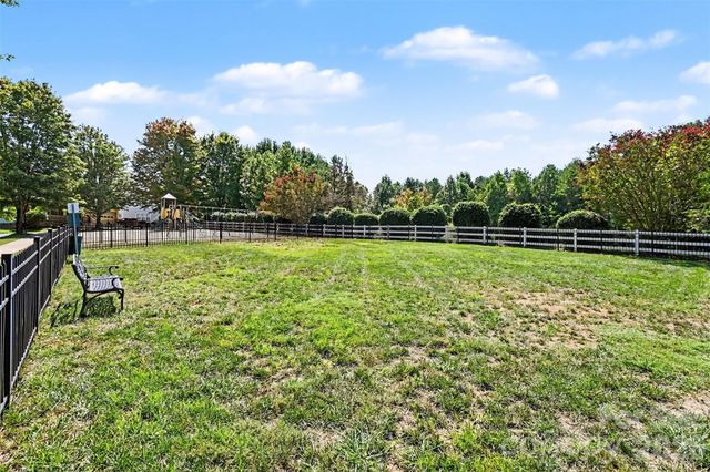 119 E Decatur Avenue, Mooresville, NC 28117