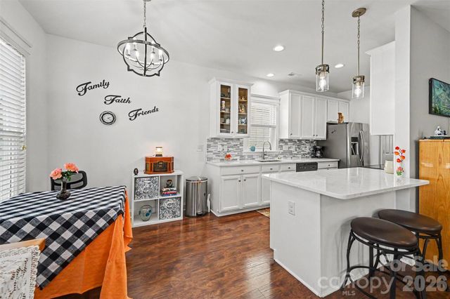 119 E Decatur Avenue, Mooresville, NC 28117